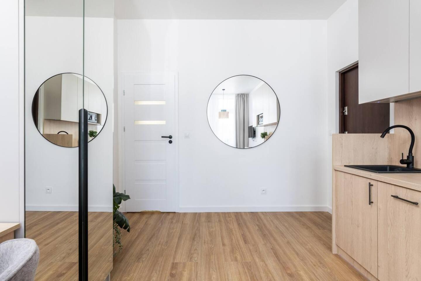Fifty Studio City Center Sienna Варшава Экстерьер фото